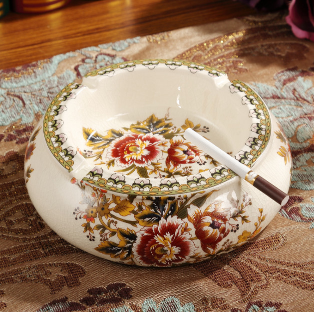 Classic Elegant Ceramic Ashtray
